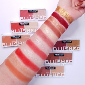 Revolution Relove - Colour Play Blushed Blush and highlighter duo