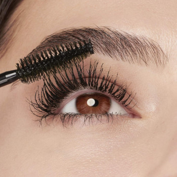 MAYBELLINE MASCARA COLOSSAL VOLUM EXPRESS WATERPROOF - 240 GLAM BLACK - 8 Ml