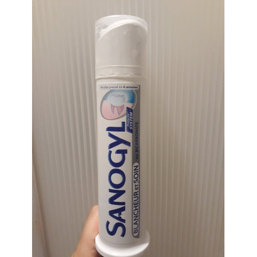 SANOGYL dentifrice Blancheur et Soin au Bicarbonate 75 ml SANOGYL dentifrice Blancheur et Soin au Bicarbonate 75 ml