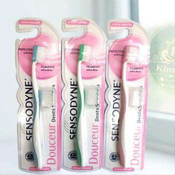 SENSODYNE Douceur Brosse à Dents Extra Souple