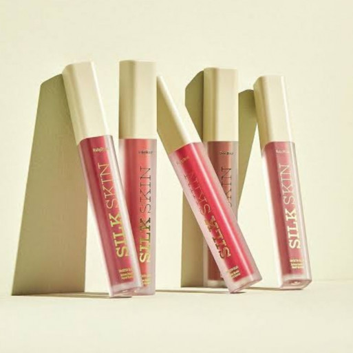 Ruby Rose - Rouge à lèvres Smooth Blur Silk Skin 4ml Ruby Rose - Rouge à lèvres Smooth Blur Silk Skin 4ml