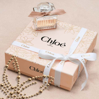 Chloé CHLOE SIGNATURE Coffret Cadeau Eau De Parfum ( 100ml +10 ml ) et Lait De Corps 100 ml