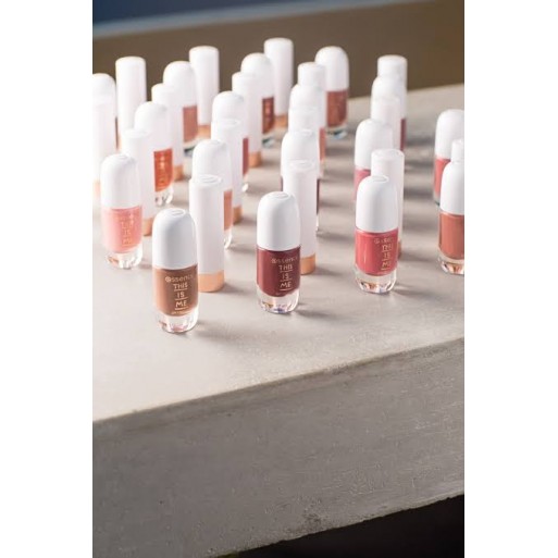 essence this is me. gel nail polish 8 ml essence this is me. gel nail polish 8 ml